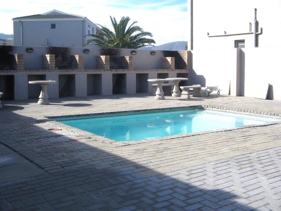 1 Bedroom Property for Sale in Bothasig Western Cape
